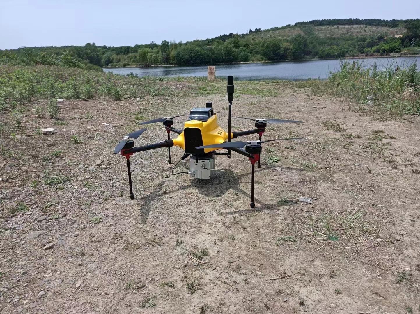 최신 회사 사례 UAV LiDAR 스캐닝 시스템 Geosun GS-100C+ 저수지용 애플리케이션